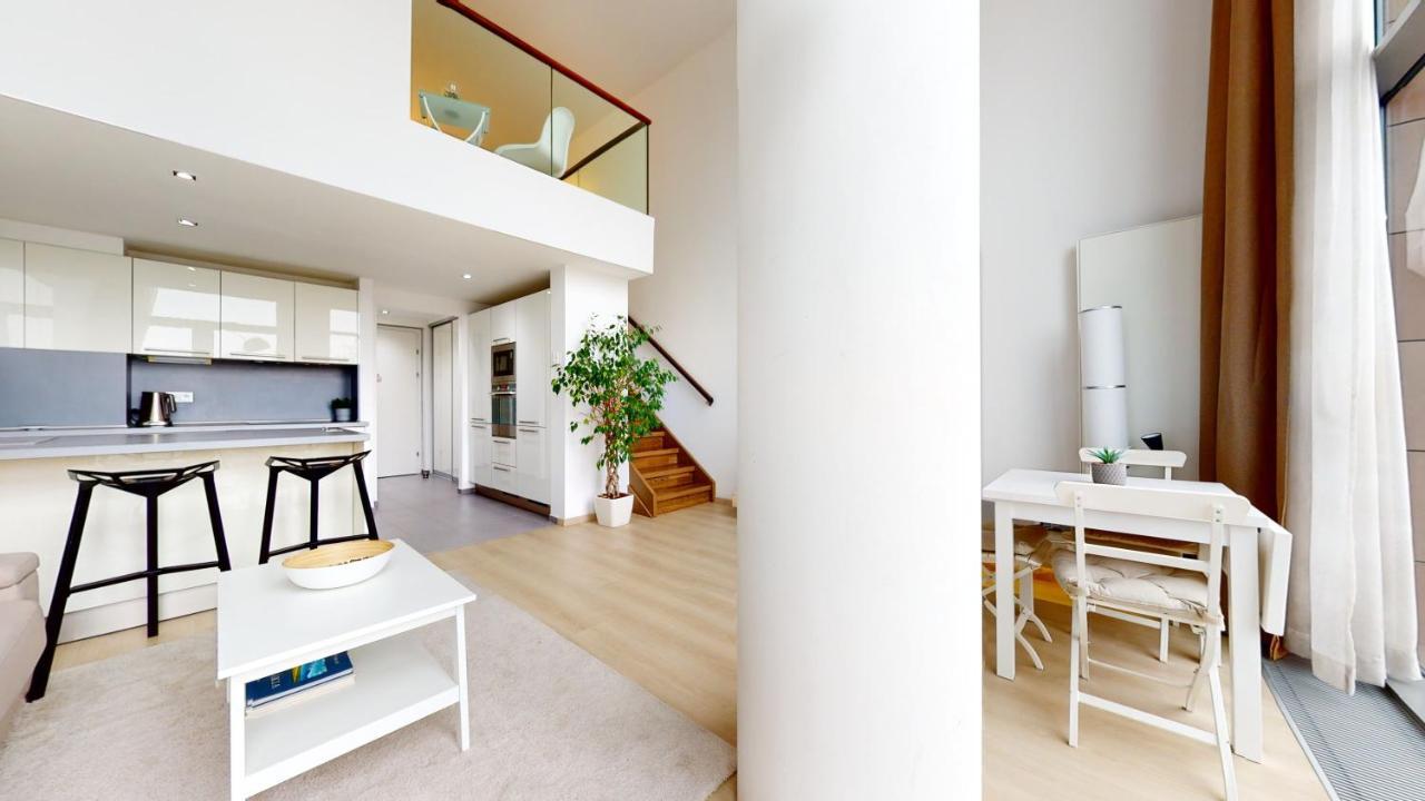 Eurovea Apartments Bratislava Luaran gambar
