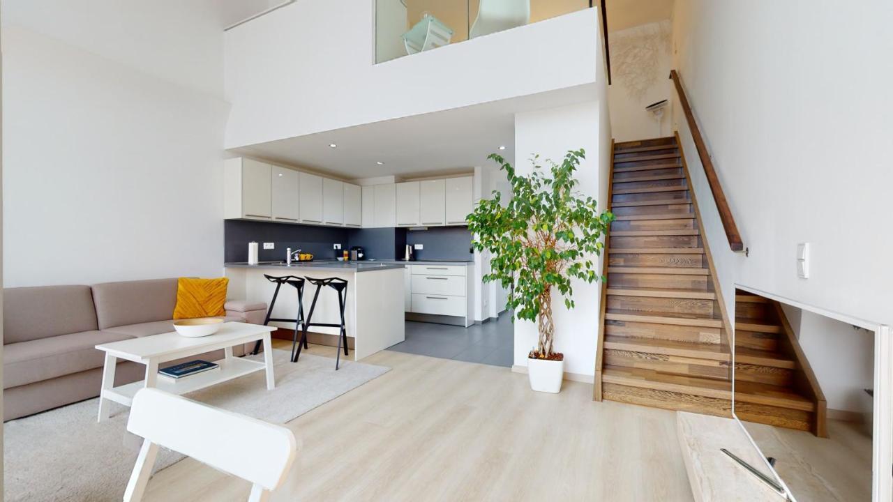 Eurovea Apartments Bratislava Luaran gambar