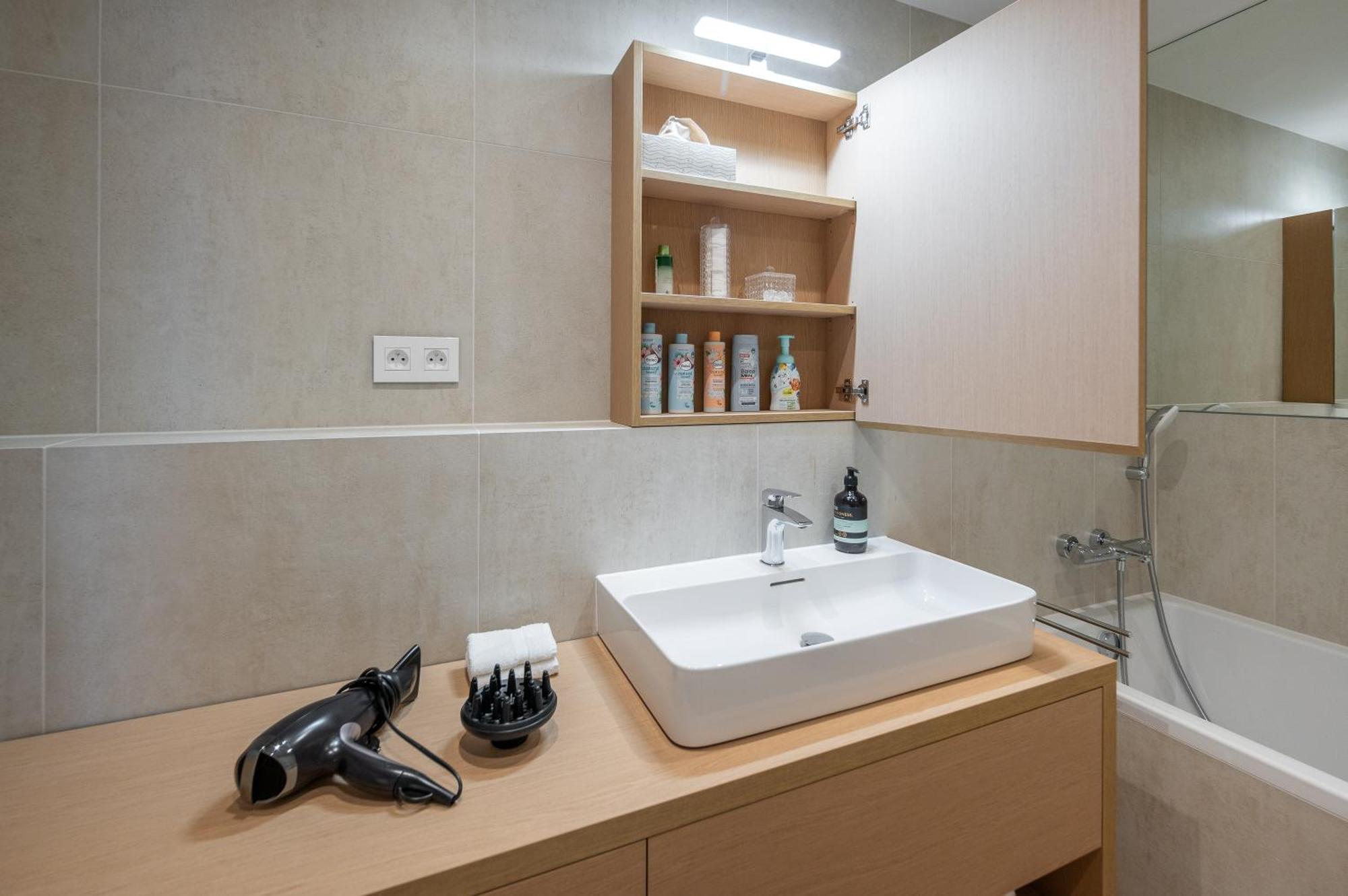 Eurovea Apartments Bratislava Luaran gambar